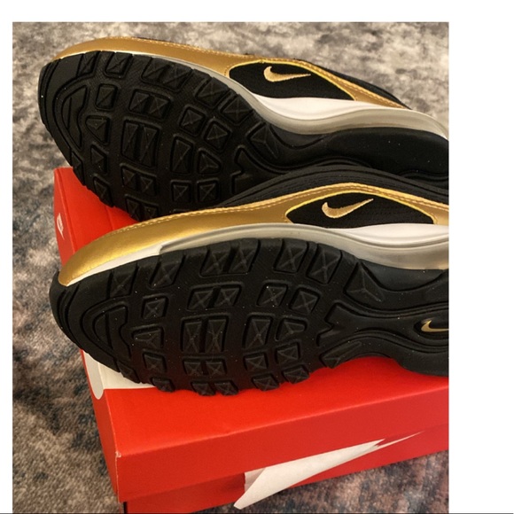 Nike Air Max 97s - Picture 3 of 5